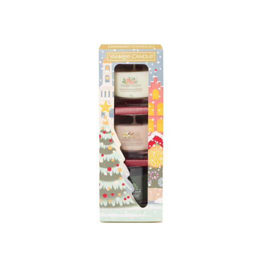Yankee Candle Christmas Collection 3 Candles Gift Set - Imperfect Box