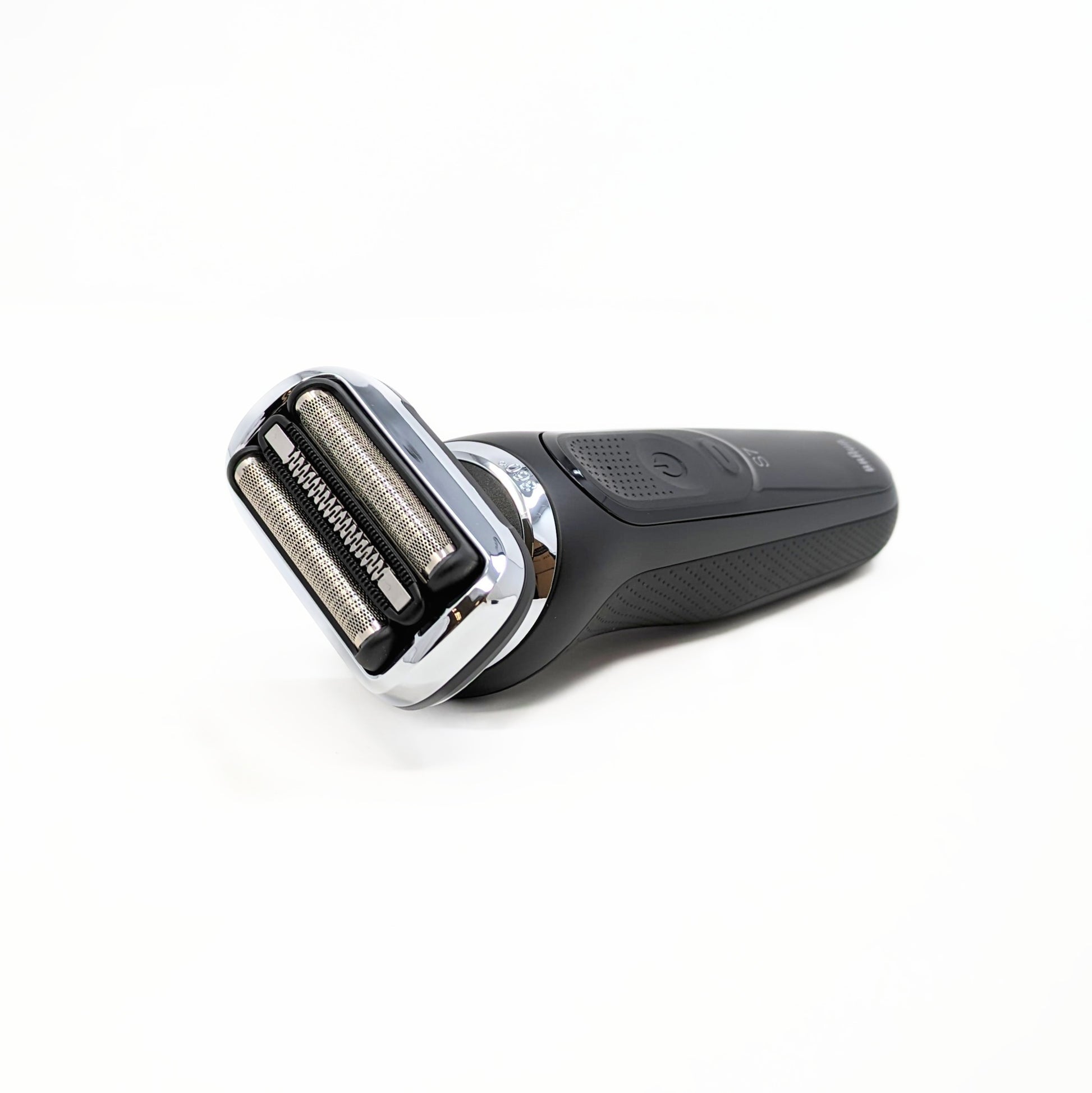 Braun Series 7 70-N1200s Electric Shaver Black - Imperfect Box - This is Beauty UK