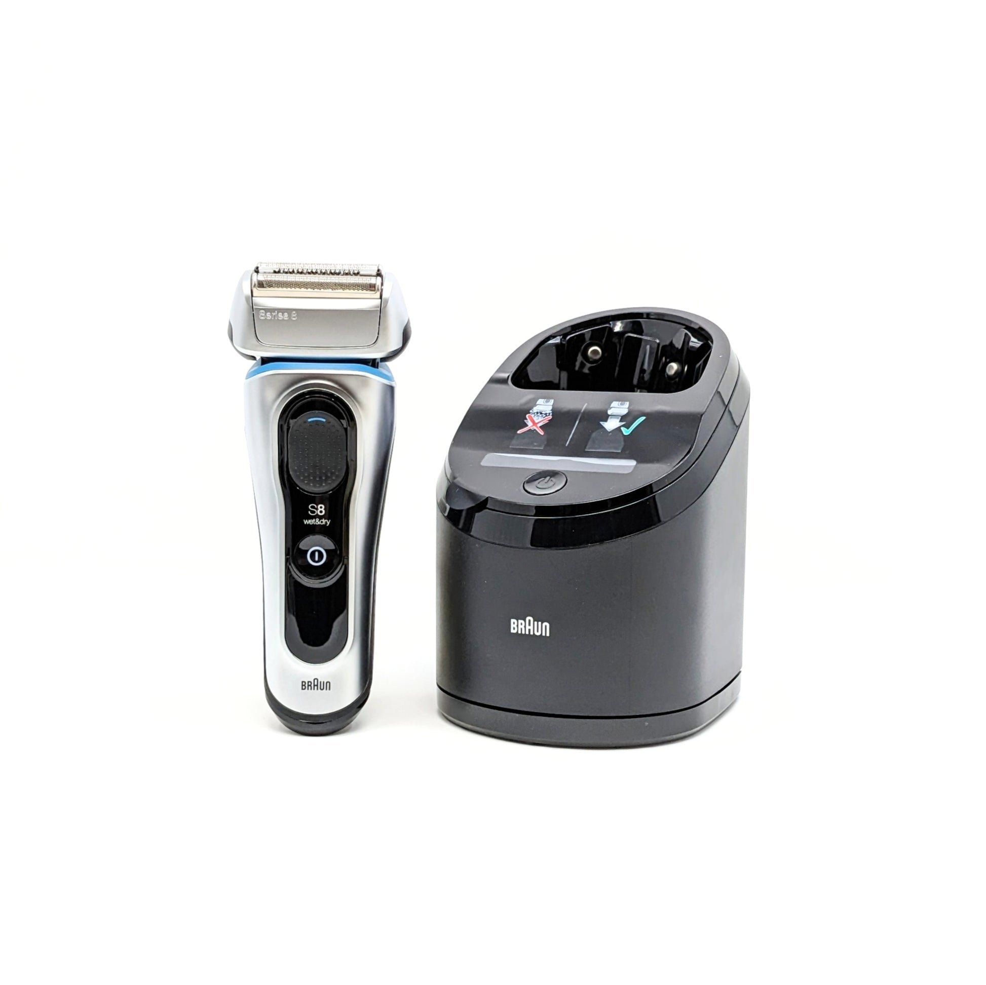 Braun Series 8 8390cc Silver Clean & Charge Station - Ex Display